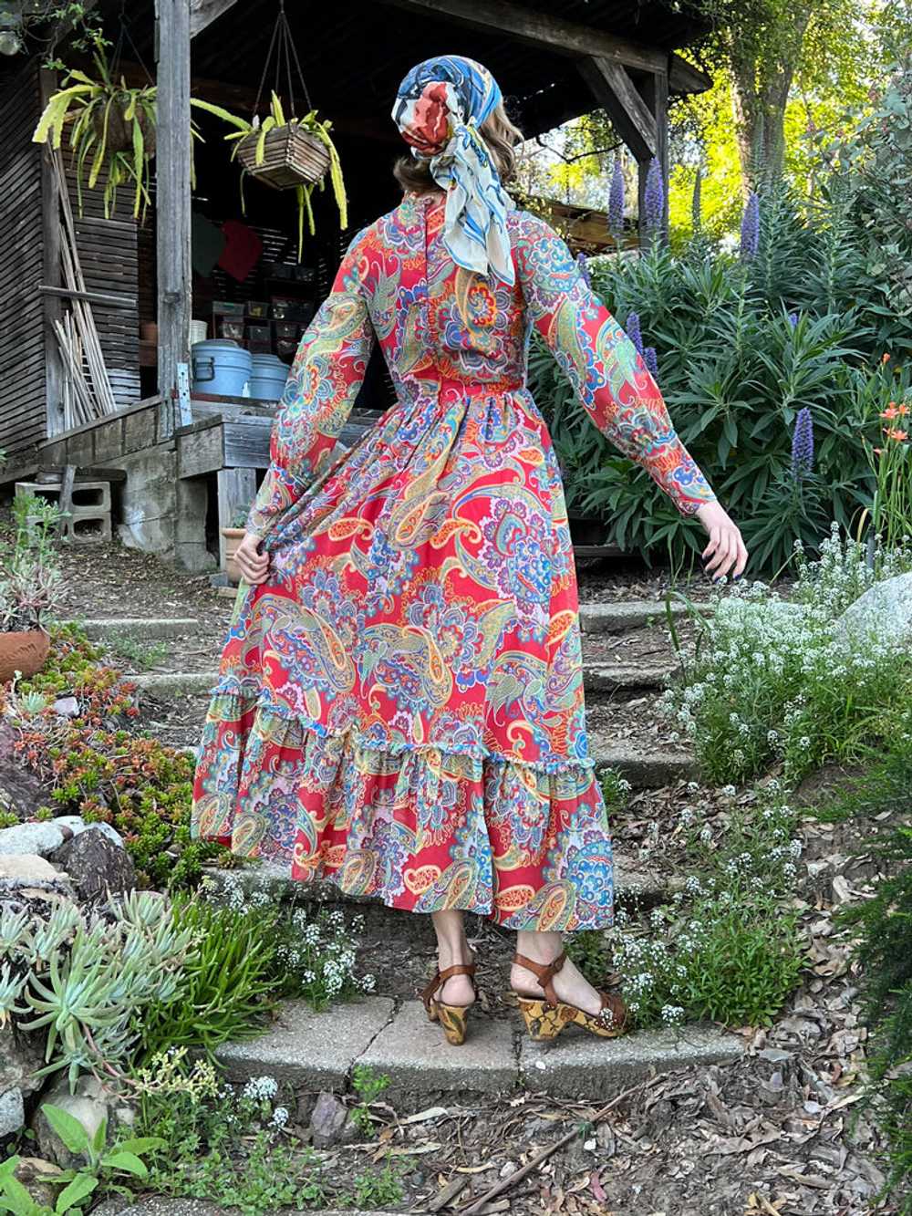 The Elle Dress - Vintage 1970s cotton paisley pri… - image 4