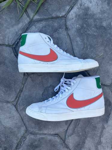 Nike Stranger Things X Nike blazers Hawkins high s