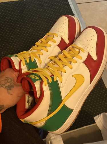 Nike Nike dunk Rasta 12