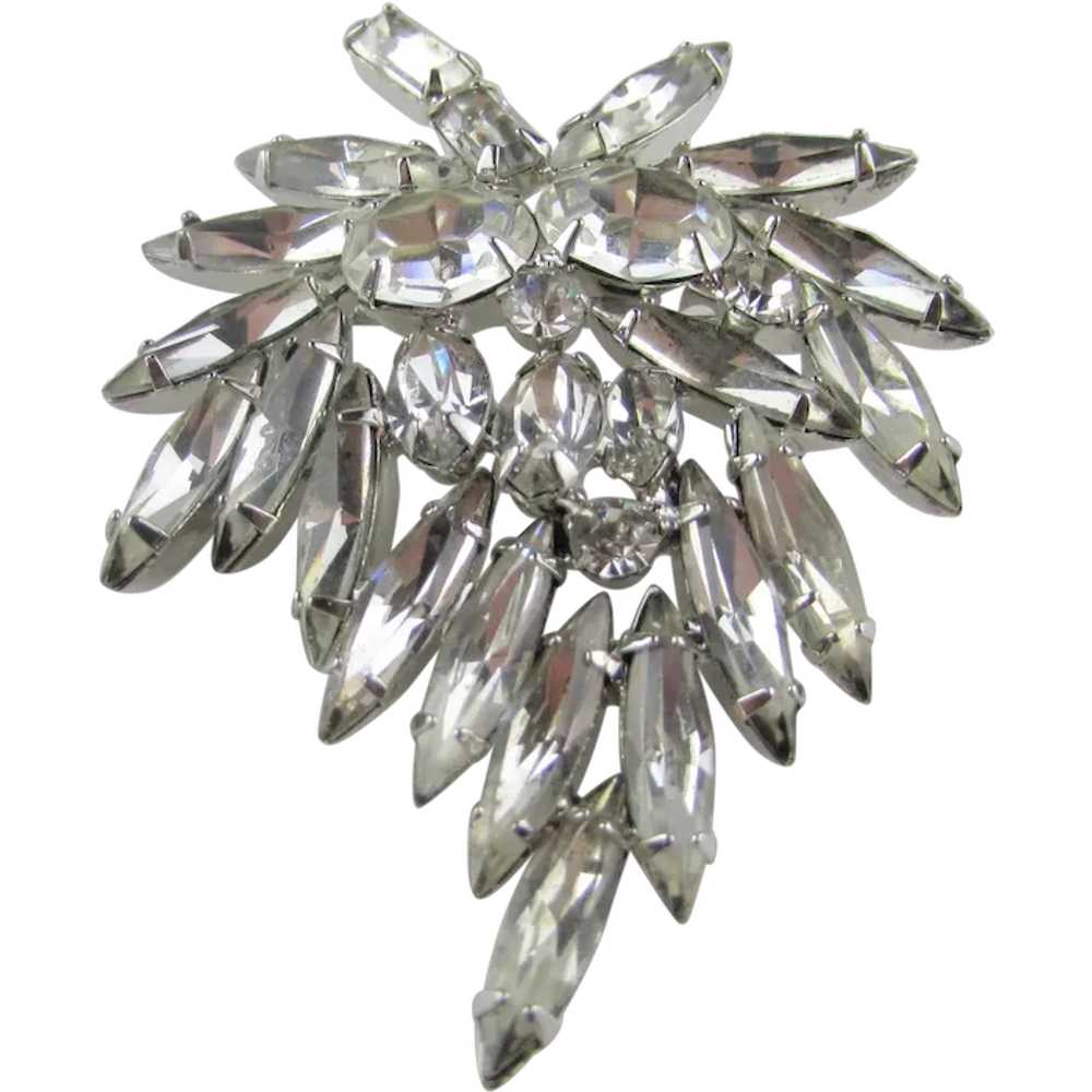 Vintage Clear Crystal Pin With a Variety of Diffe… - image 1