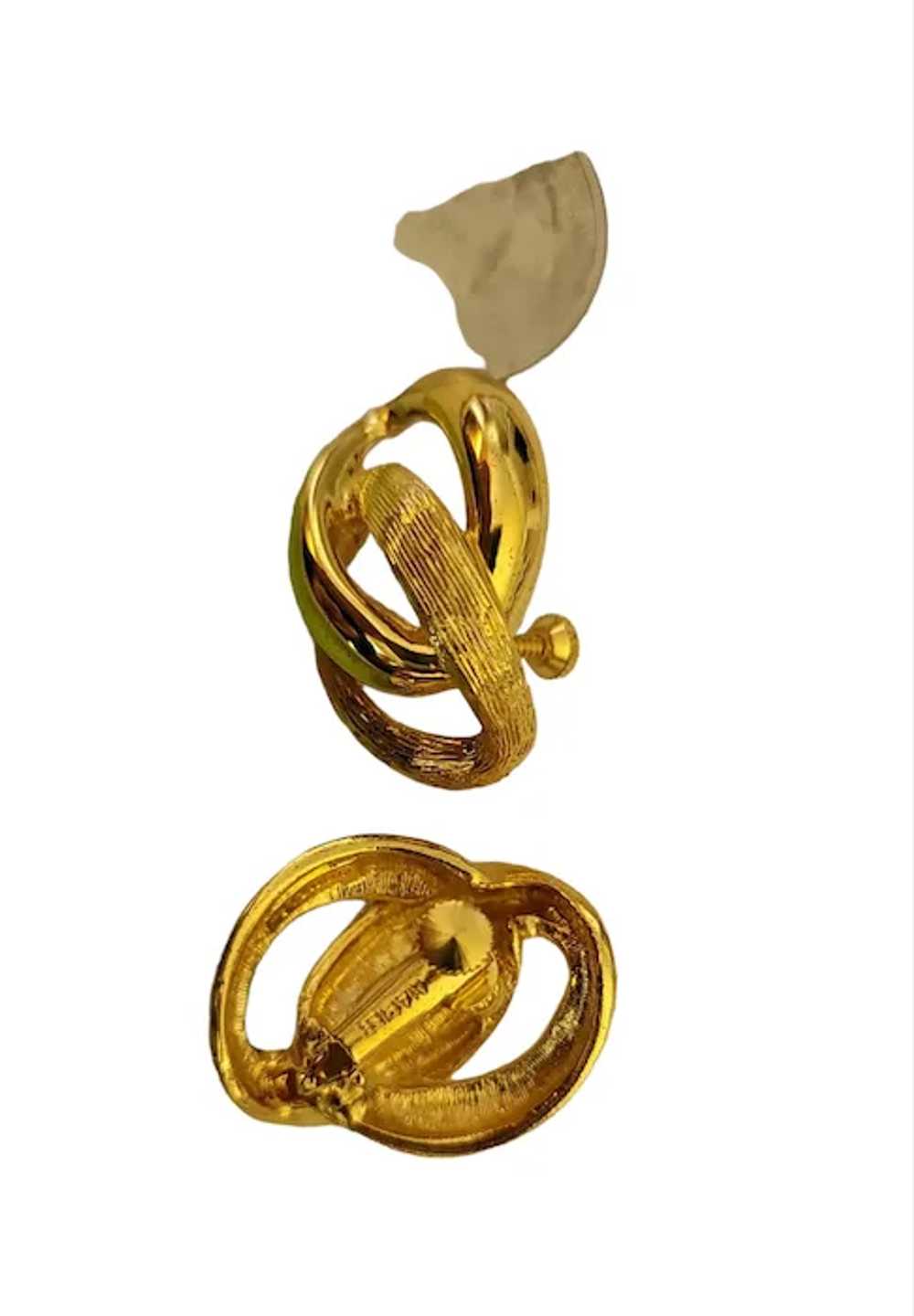 Napier Gold-Tone Connected Links Clip-On Earrings… - image 3
