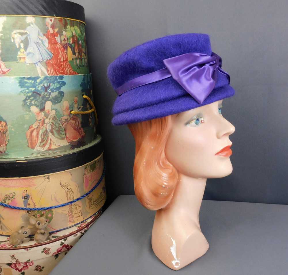 Vintage Purple Fuzzy Felt Hat with Satin Bow 1960… - image 3