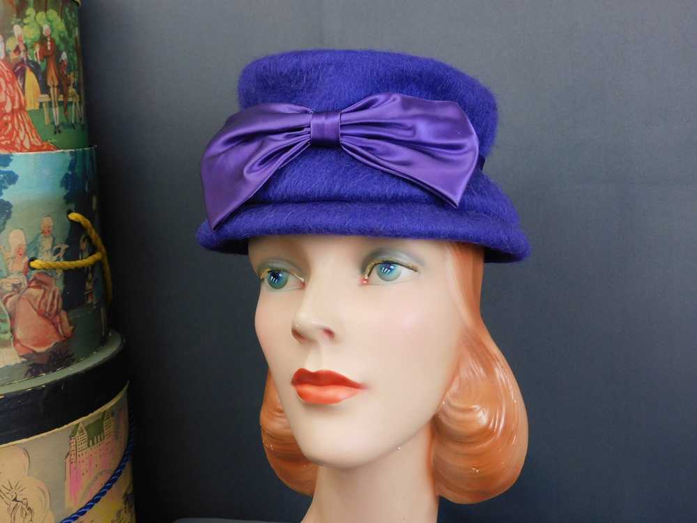 Vintage Purple Fuzzy Felt Hat with Satin Bow 1960… - image 6