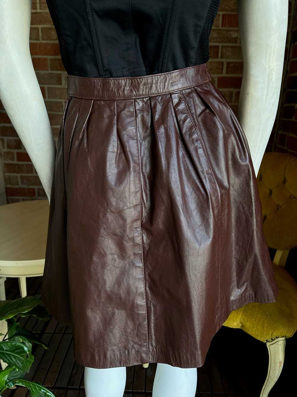 1970s Chocolate Leather Pleaded Mini Skirt - image 4