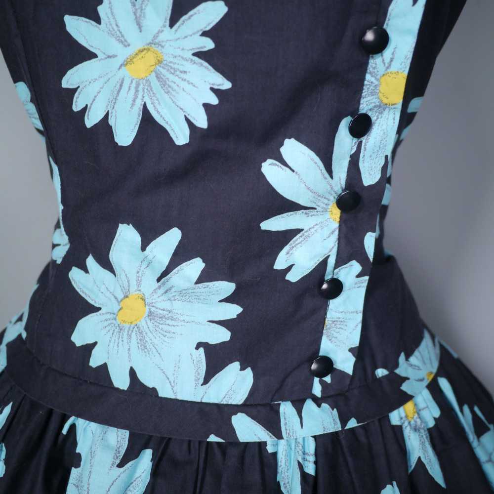 50s CALIFORNIA COTTONS BLACK DRESS WITH BRIGHT BL… - image 7