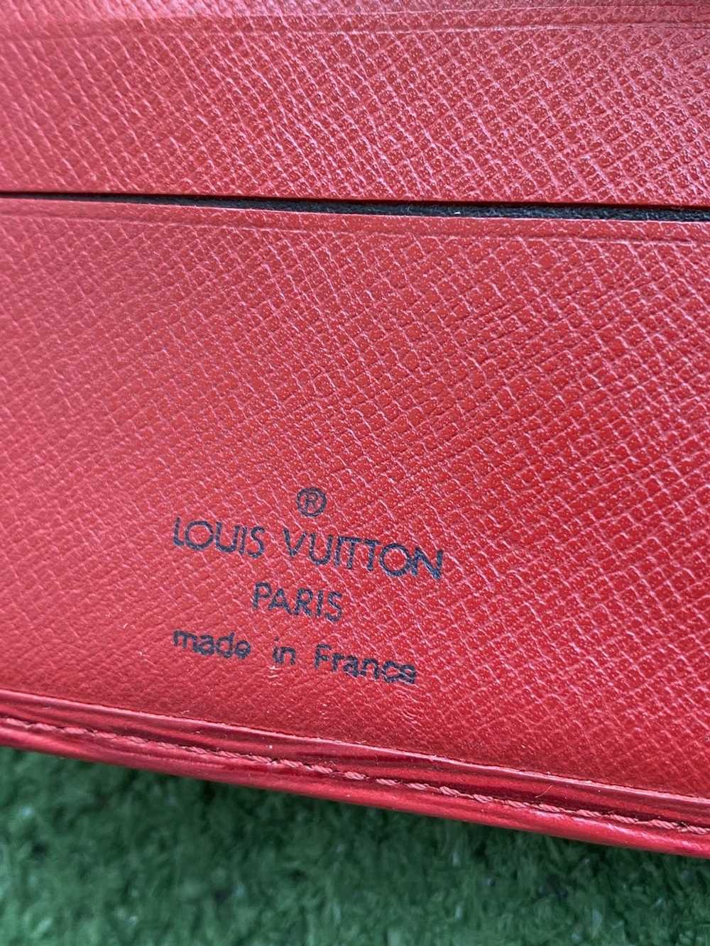 Louis Vuitton EPI Leather bifold wallet - image 5