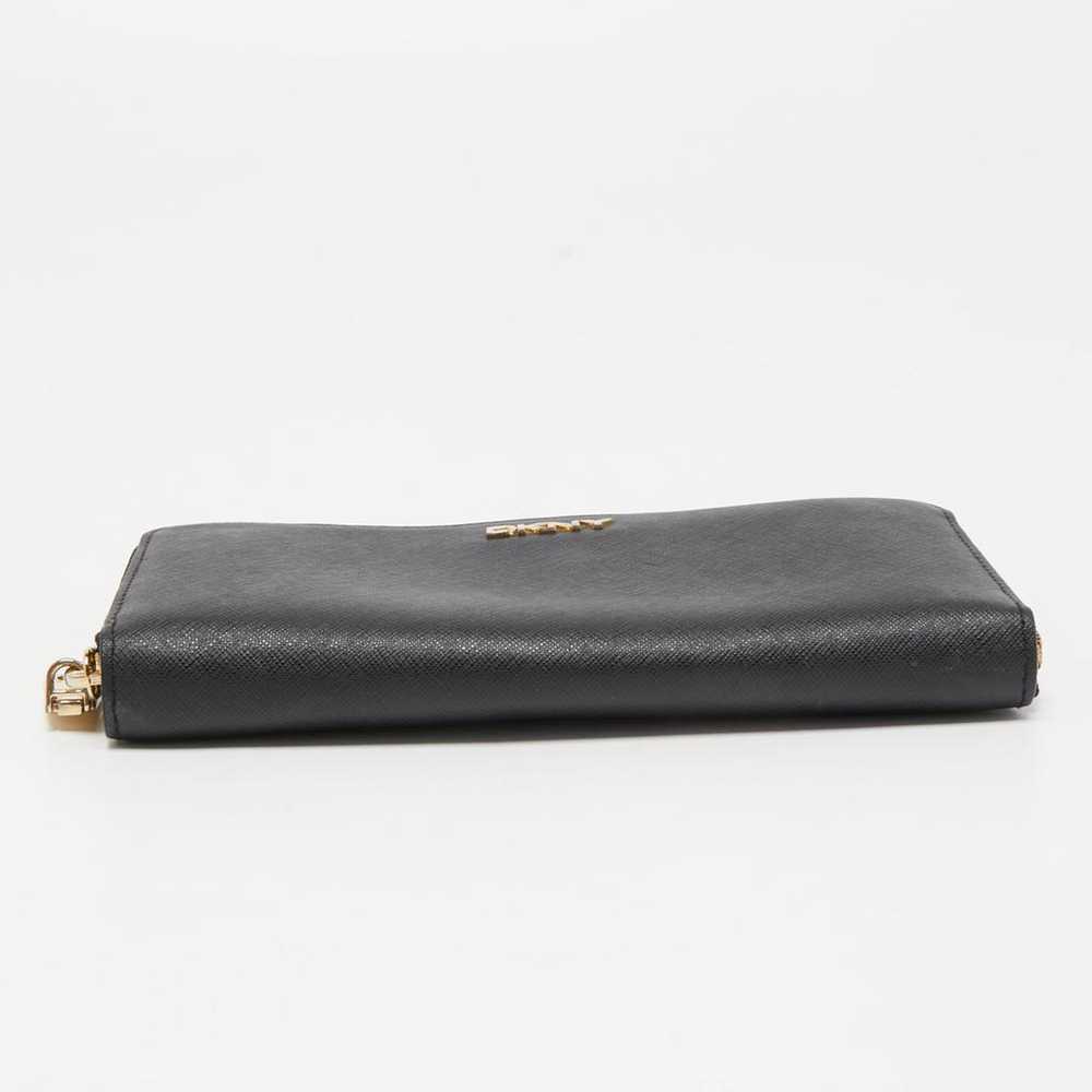 Dkny Leather wallet - image 5