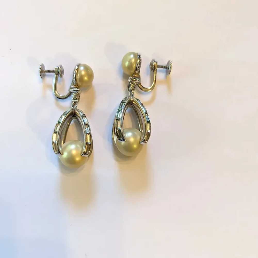 Vintage Rhinestone and Faux Pearl Earrings - image 2