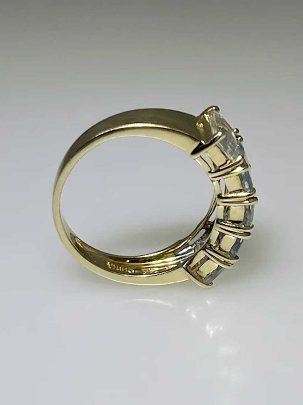 Vintage 14kt gold ring with five synthetic Aquama… - image 6