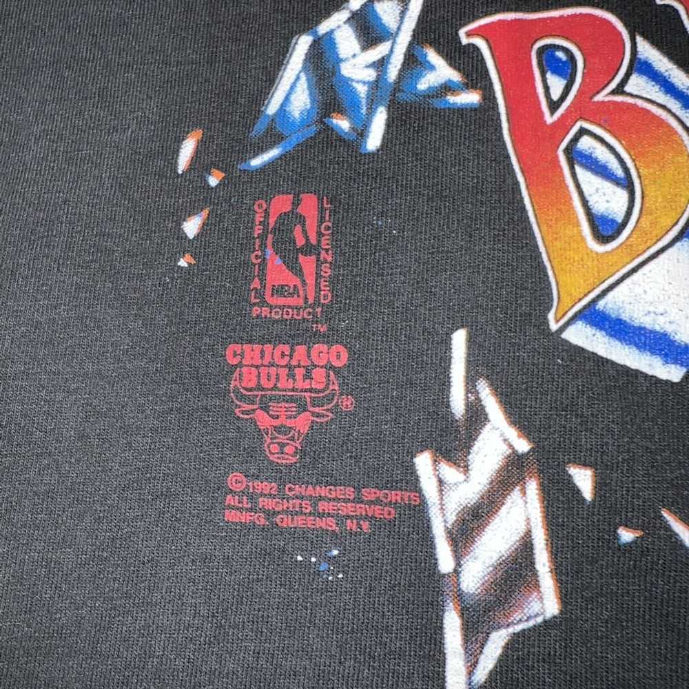 Streetwear × Vintage Crazy 1992 Chicago Bulls t-s… - image 3