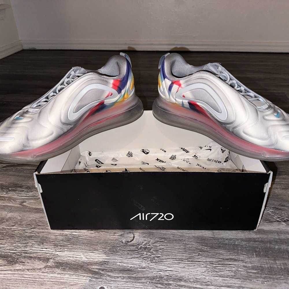 air max 720 grey rainbow