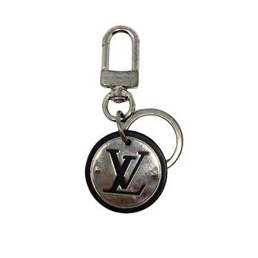 Louis Vuitton Monogram Pochette Cles Keychain Key Pouch Metal ref.297493 -  Joli Closet