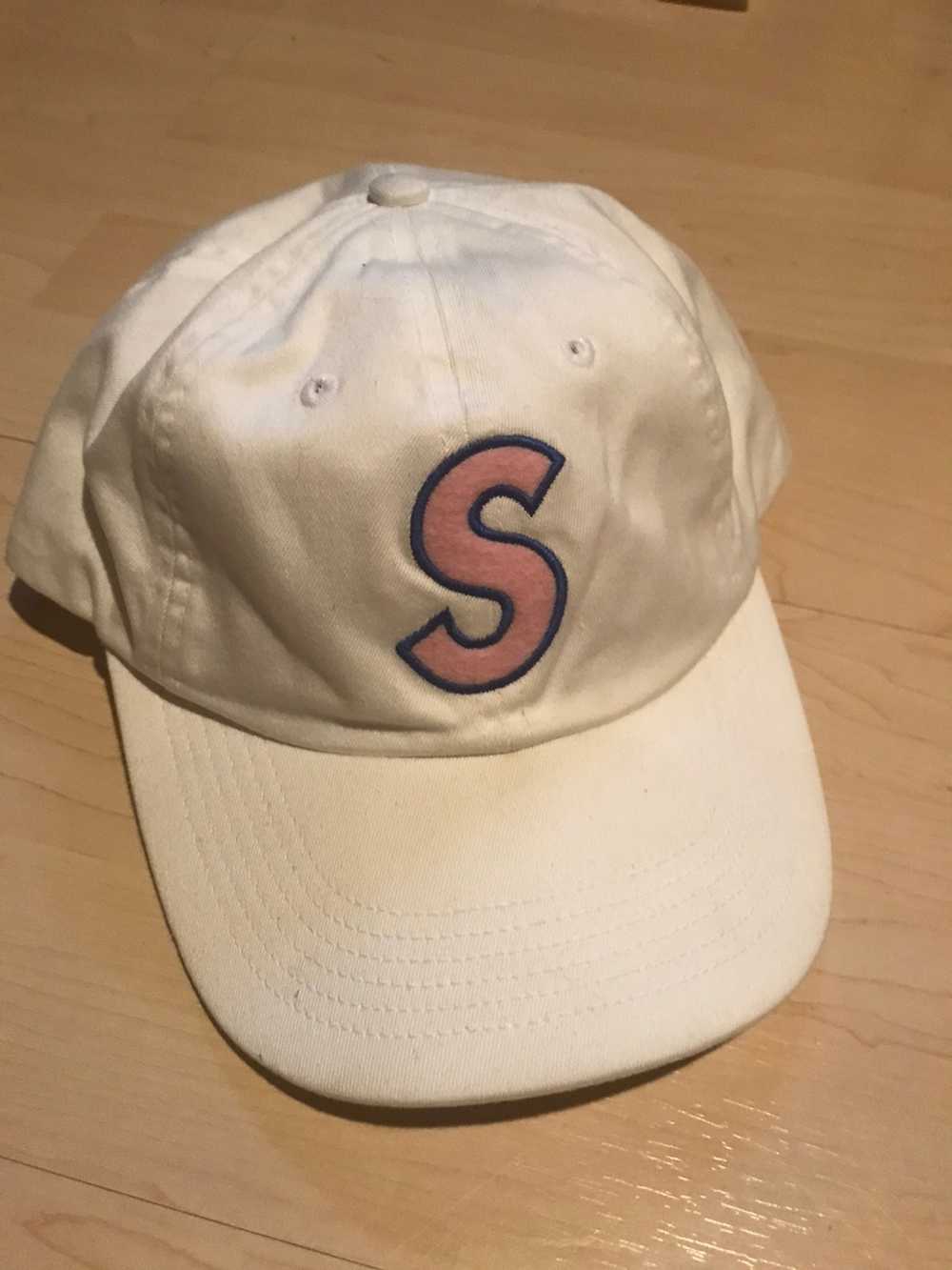 Supreme felt s logo - Gem