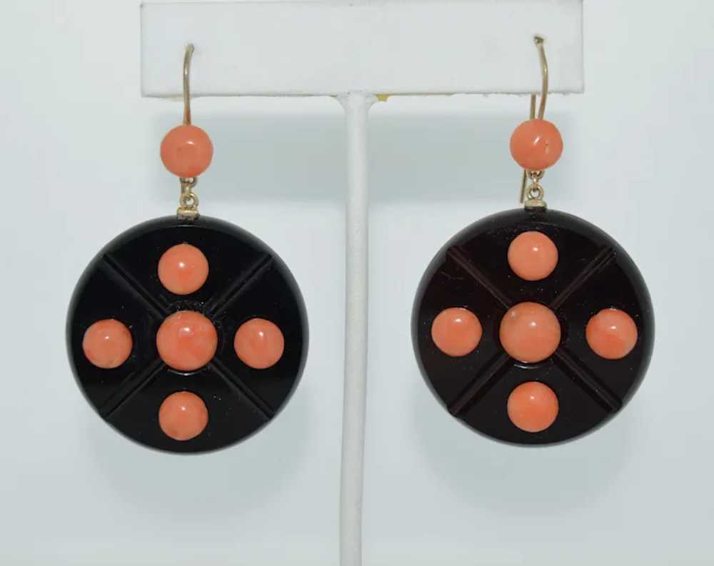 Stunning Art Deco Gold Coral and Jet Earrings - image 4