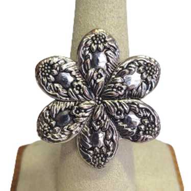 Vintage Ring, Large Floral, 6 Petals, Etched, Sil… - image 1