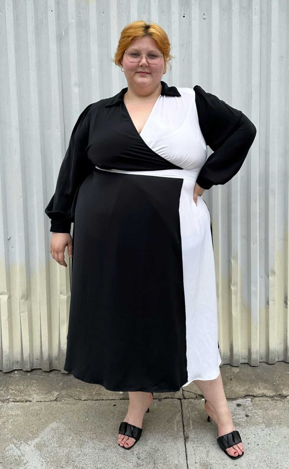 Eloquii Black & White Collared Wrap Dress, Size 22 - image 5