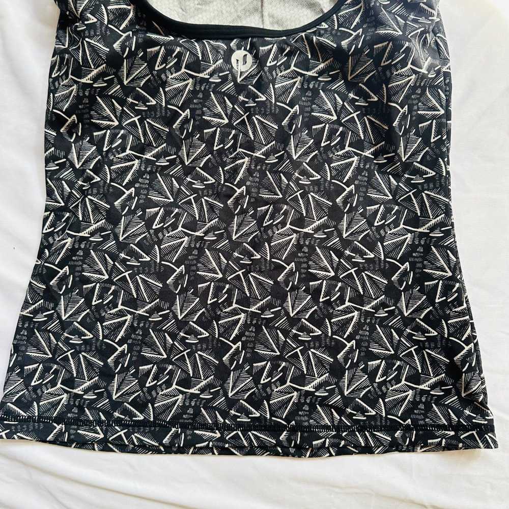 Other Low Eight Tank Top Built in Bra Active Wear… - image 6