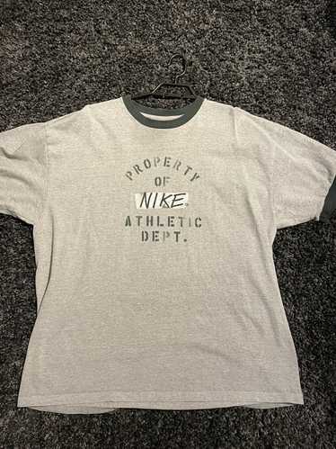 Vintage Vintage Nike T-shirt - Property of Nike