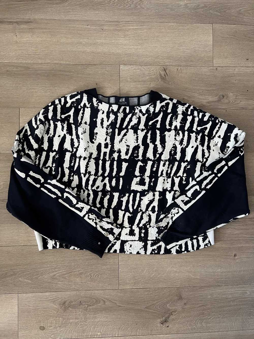 H&M × Ximon Lee “Yum” Oversized Cropped Painted S… - image 1