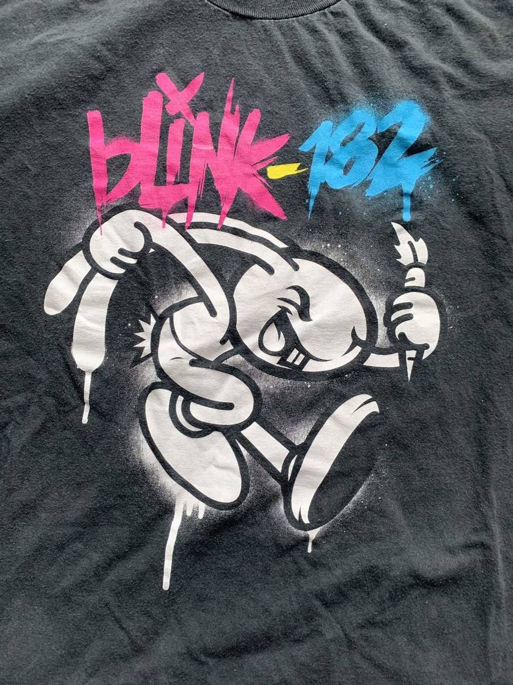 Band Tees × Vintage BLINK 182 2011 TOUR TEE - image 1