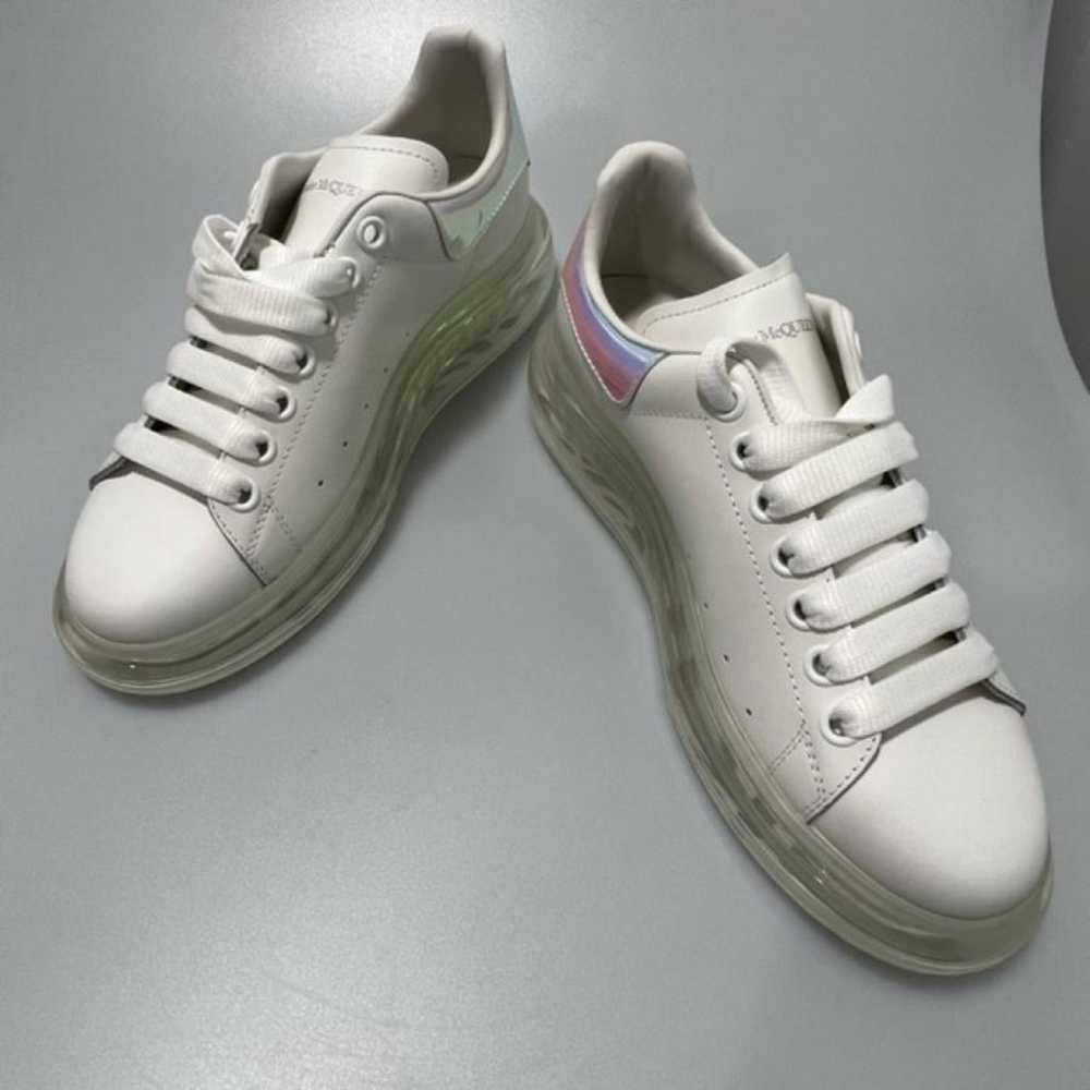 Alexander McQueen Oversize leather low trainers - image 3