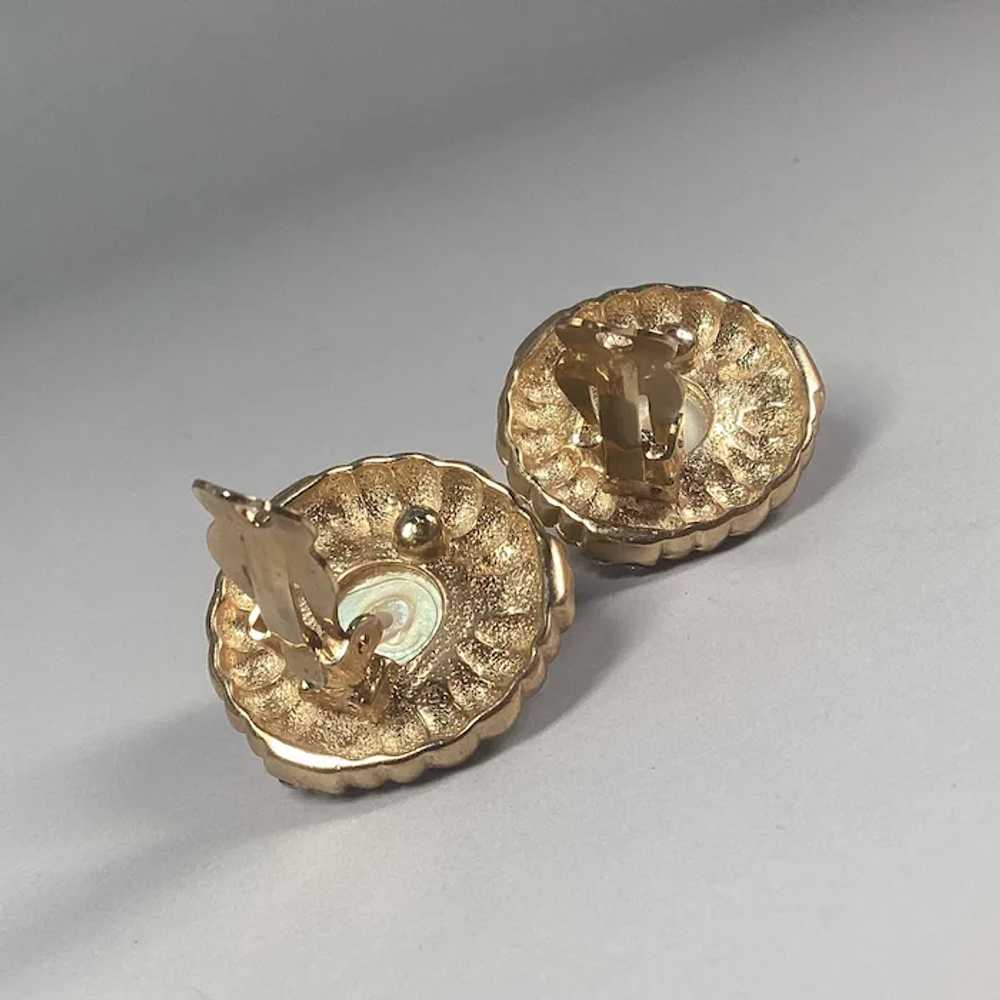 Vintage gold clip-on 1980 80s Round golden earrin… - image 3