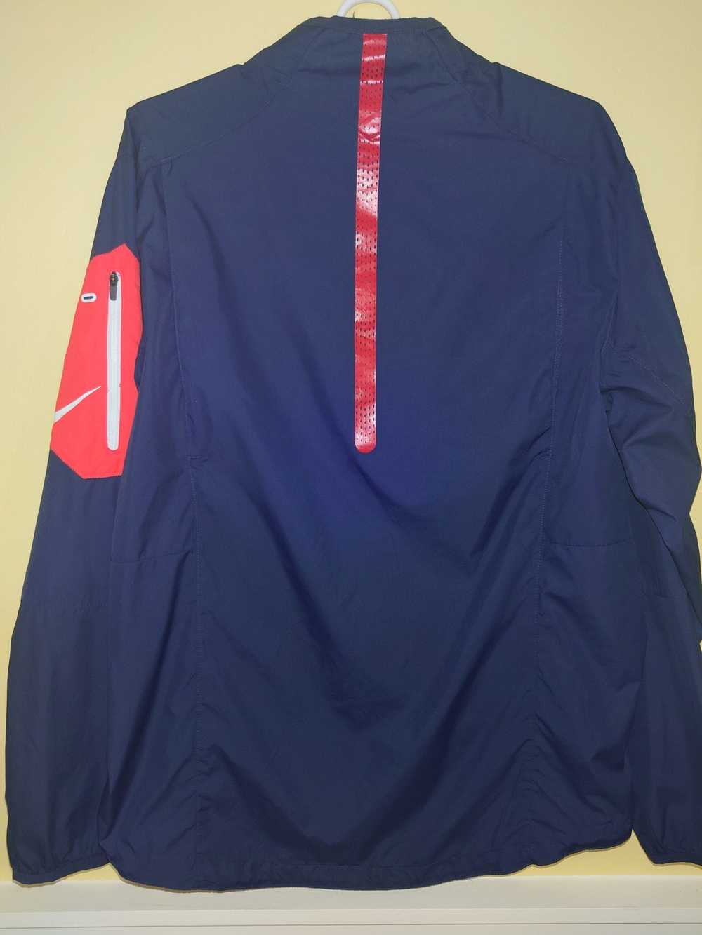 Nike Nike NFL Patriots windbreaker size M - image 4