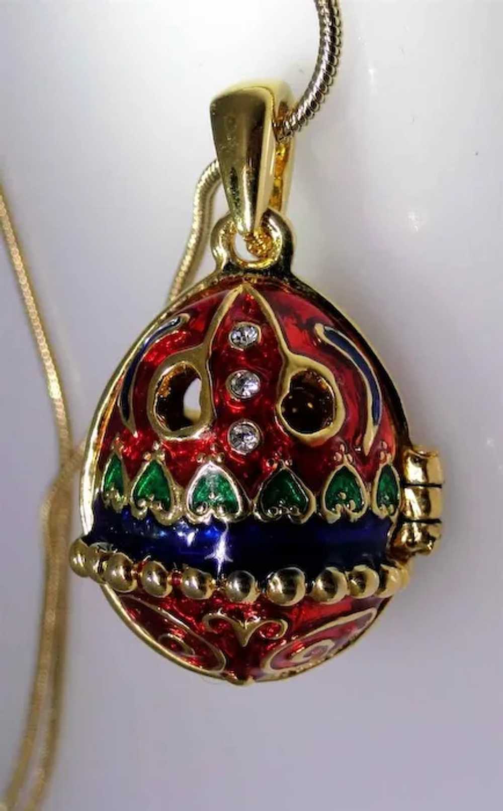 Ornate Faberge style Egg pendant with snake chain… - image 4