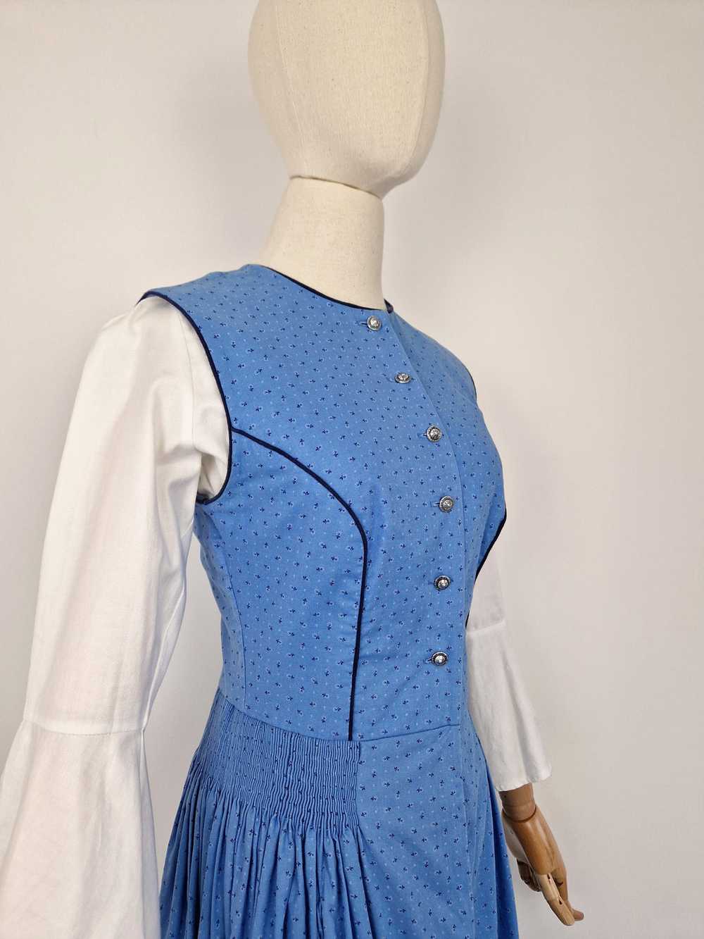 Vintage blue dirndl dress - image 4