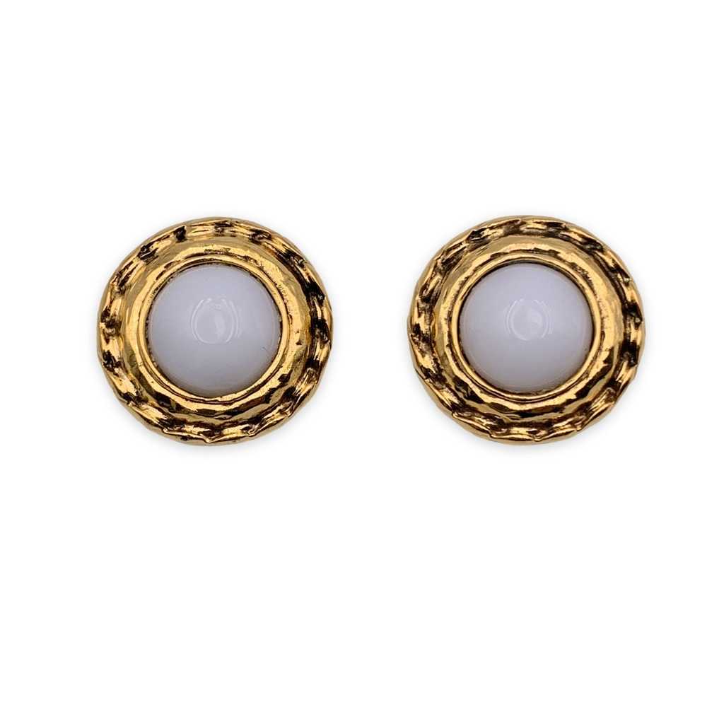 CHANEL Vintage Gold Metal White Cabochons Clip On… - image 1
