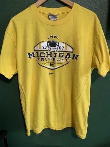 NFL × Nike × Vintage 2007 Nike Michigan College F… - image 1