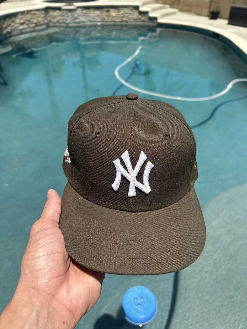 New Era New Era Mocha Brown Yankees Fitted Hat Size 7… - Gem