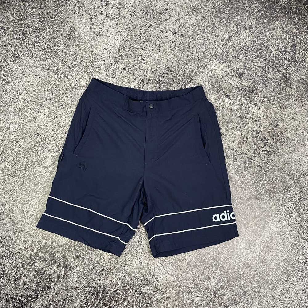 Adidas × Streetwear × Vintage Man Cargo Shorts Vi… - image 1