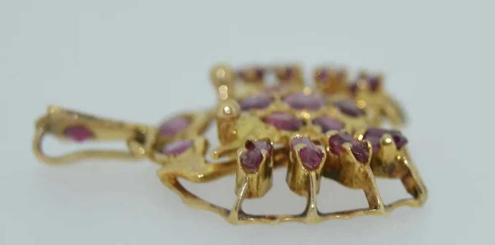 Antique 14K Yellow Gold and Ruby Crab Pendant - image 8