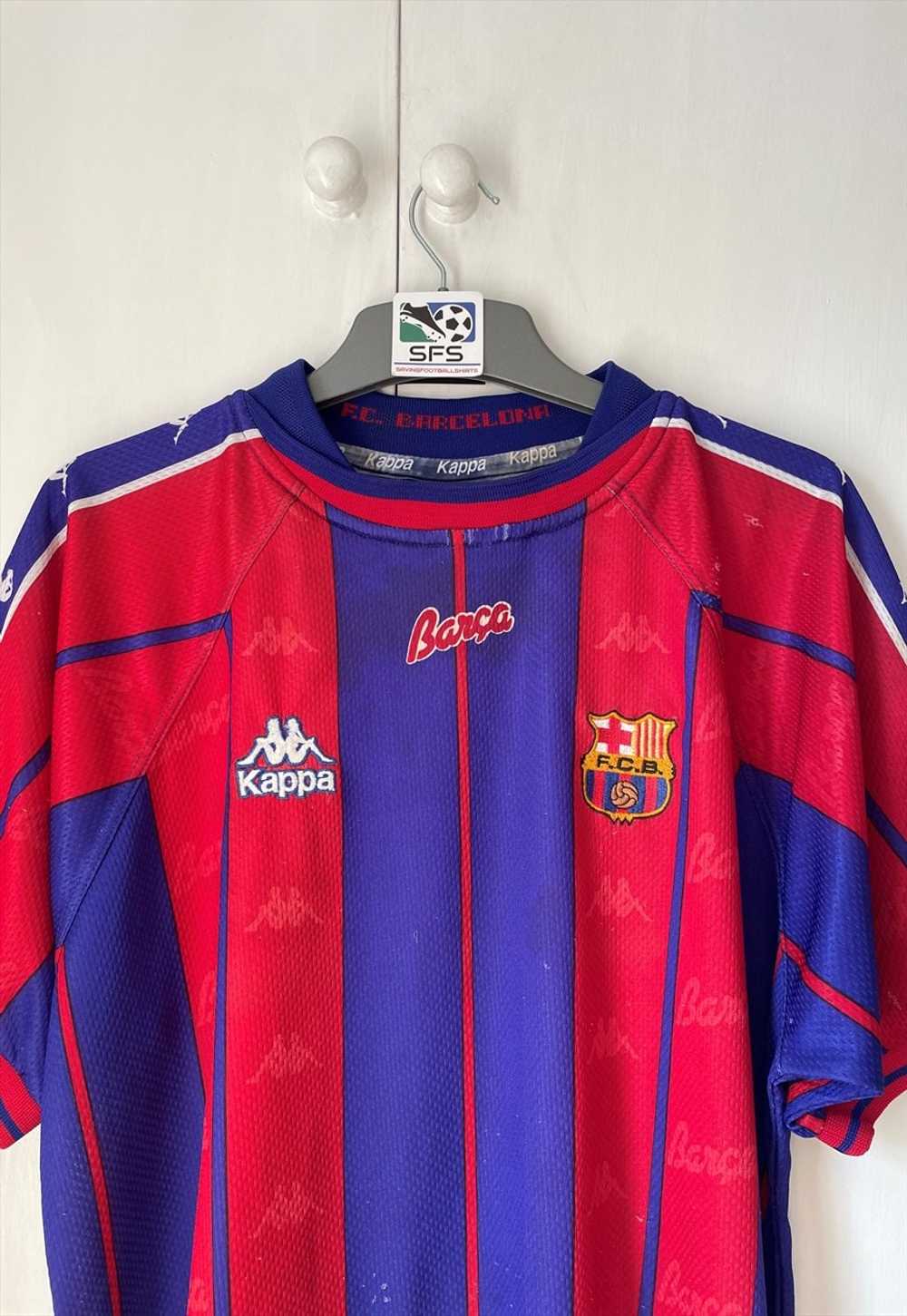 1997-98 Barcelona Home Shirt - image 3