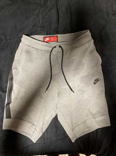 Nike Nike Tech Shorts