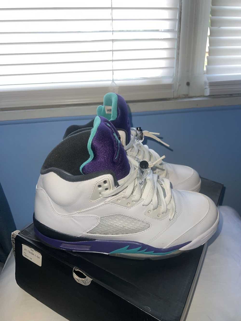 Sneakers Release – Jordan 5 Retro “Alternate Grape” Grape  Ice/New Emerald Men’s Basketball Shoe