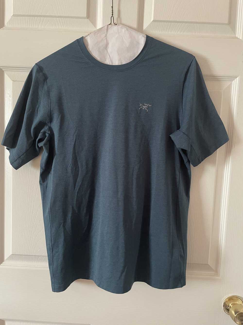 Arc'Teryx Arc'Teryx Dryfit T-Shirt - image 1