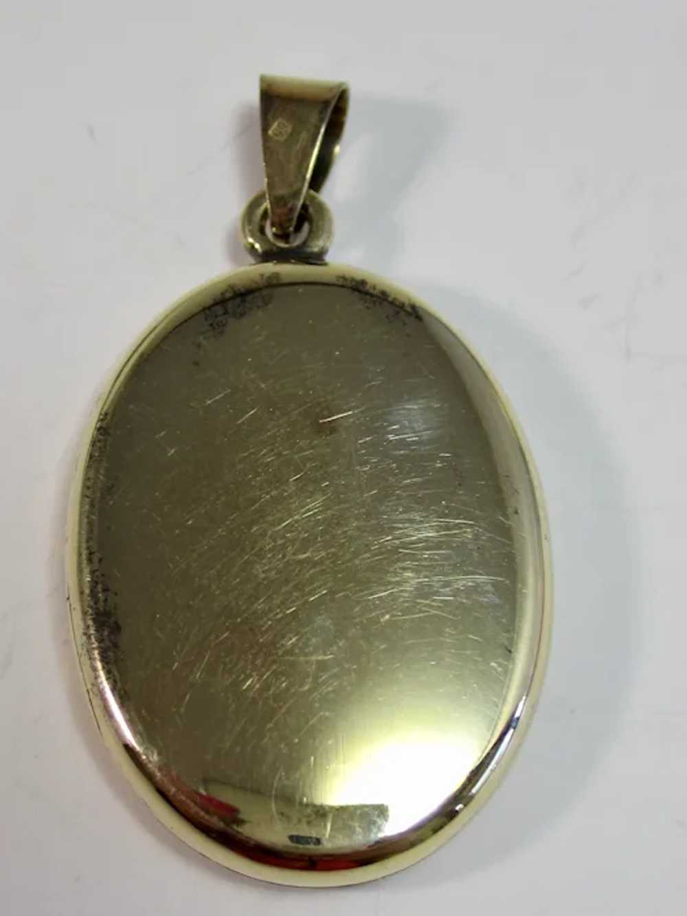 Antique Victorian Gold Enamel Locket 14K Yellow G… - image 5