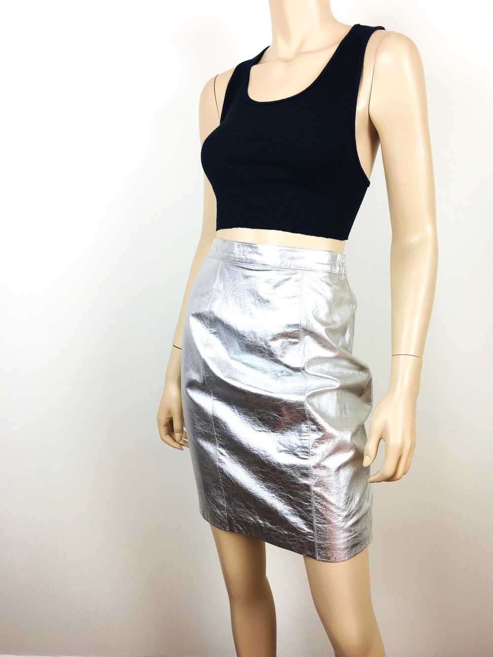 Vintage 1980s Silver Metallic Lame Leather Skirt - image 3