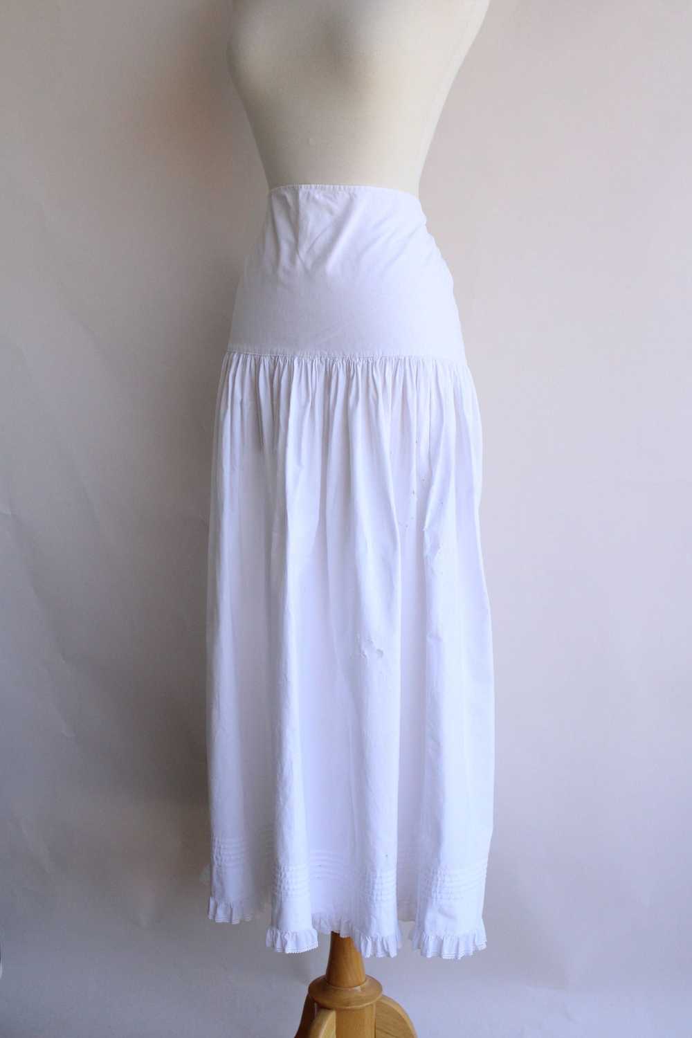 Antique 1900s White Cotton Petticoat - image 4