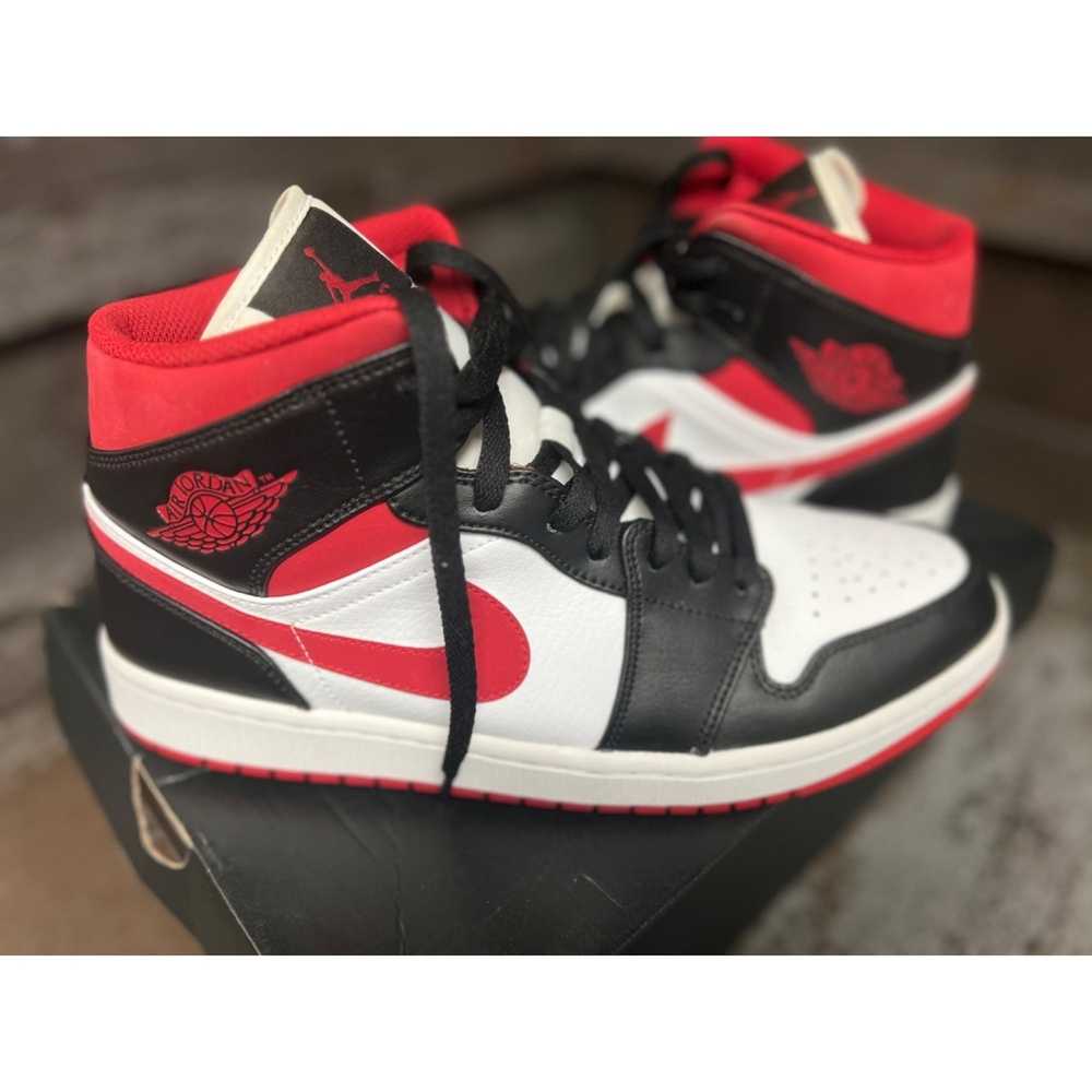 Nike Jordan 1 Mid Gym Red Black White Used Size 1… - image 2