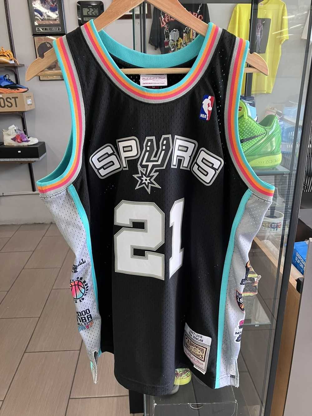 spurs shorts mitchell and ness