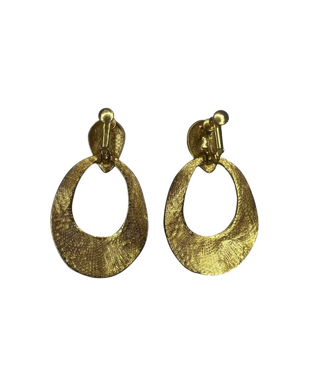 Vintage Ivory and Gold Screw-back Earrings - image 2