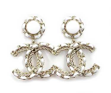 CHANEL Brand New Gold White Leather CC Dangle Rei… - image 1