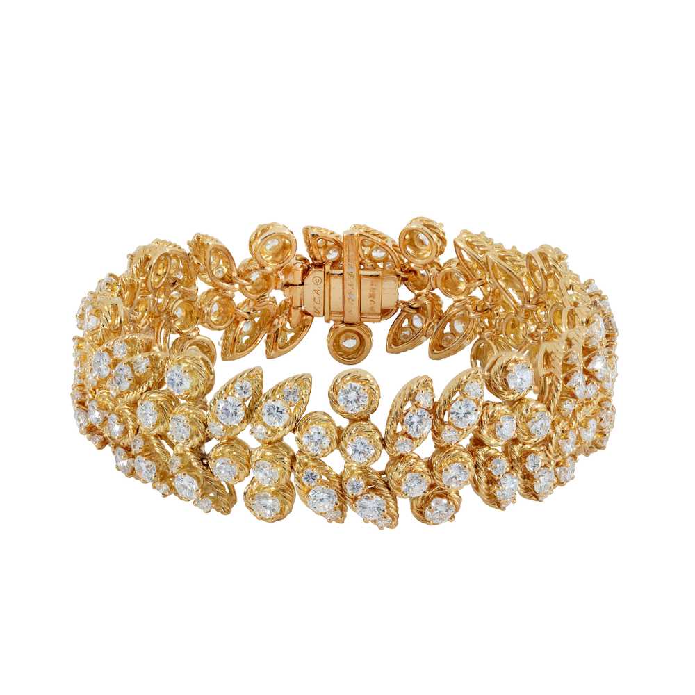 Pre-Owned Van Cleef & Arpels Perlée Collection Diamond Bracelet in 18k –