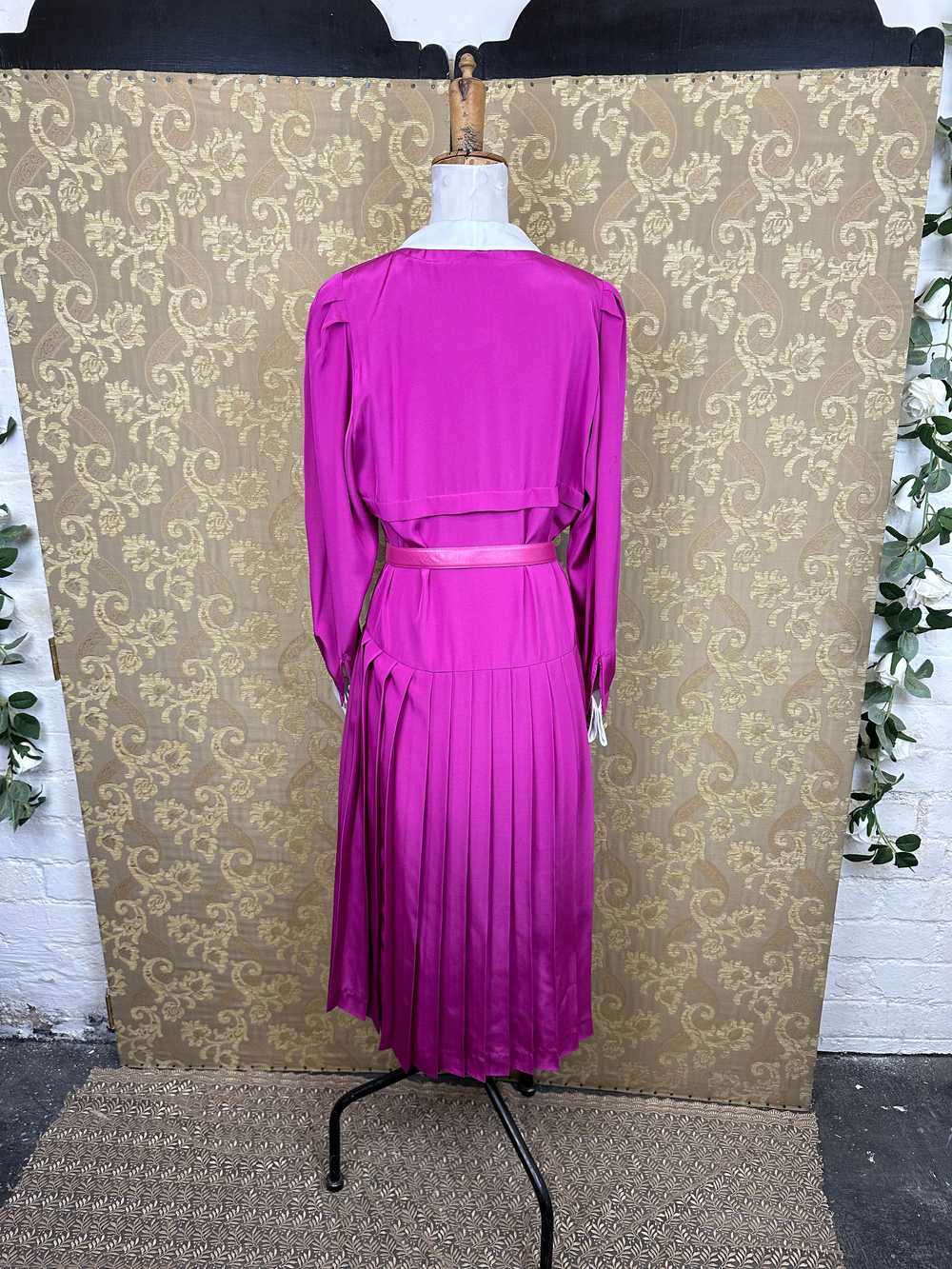 Small 1980s Louis Féraud Fuchsia Pink Dress UK8-1… - image 9