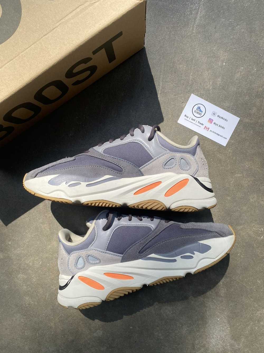 Adidas × Kanye West Adidas Yeezy 700 Magnet size … - image 2