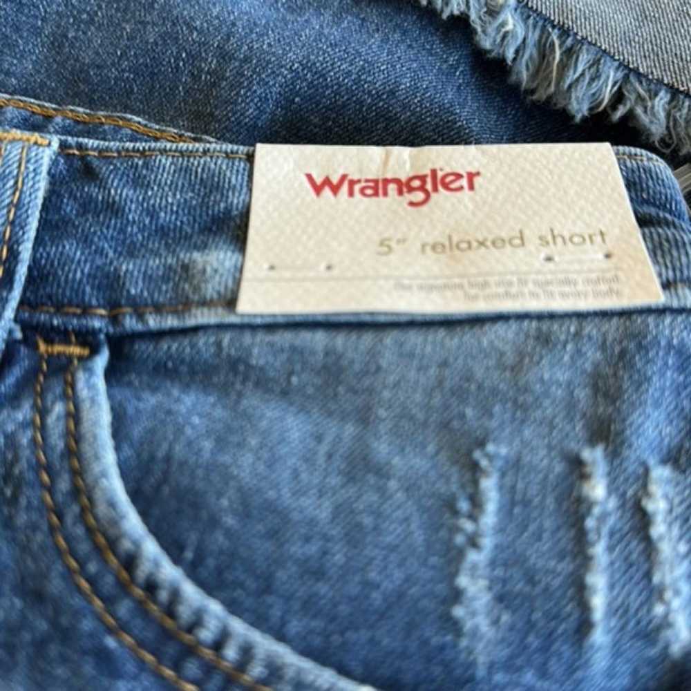 Wrangler Shorts - image 9