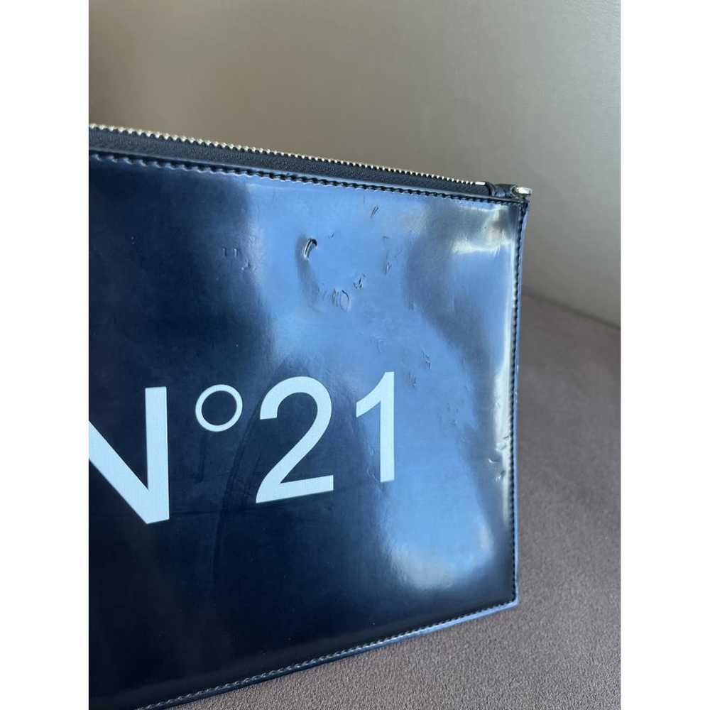 N°21 Patent leather handbag - image 7